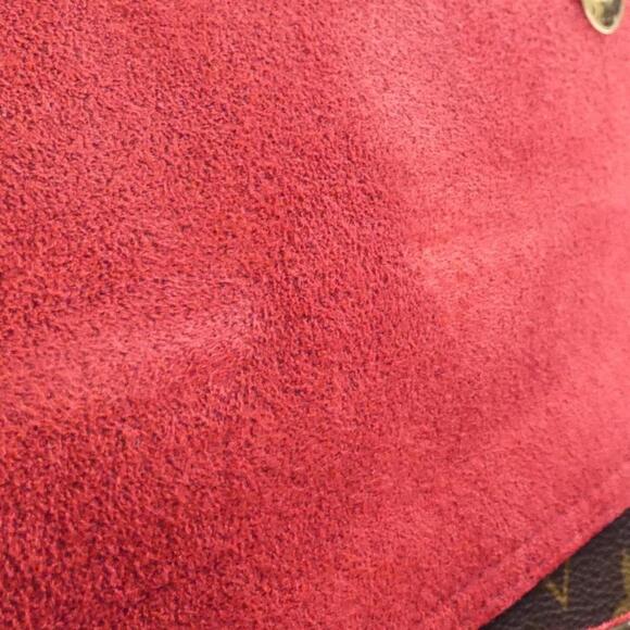 LOUIS VUITTON Brown Monogram Shoulder Bag - Picture 5 of 8